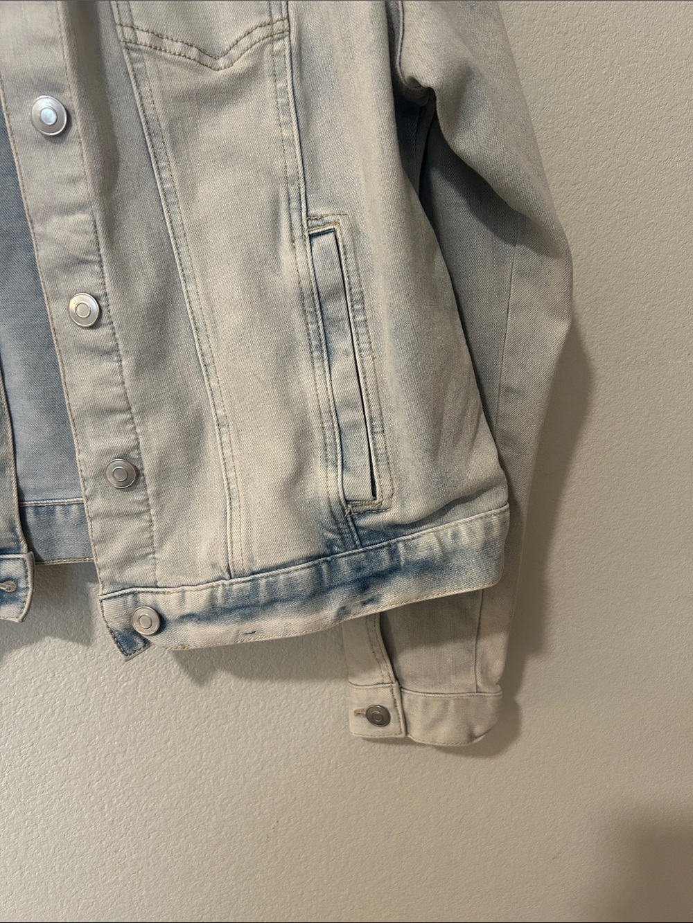 Time and Tru Light Blue Washed Denim Jacket - Picture 4 of 5